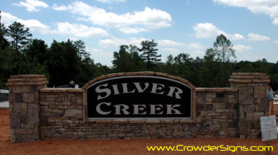 Silver Creek Sign Far View